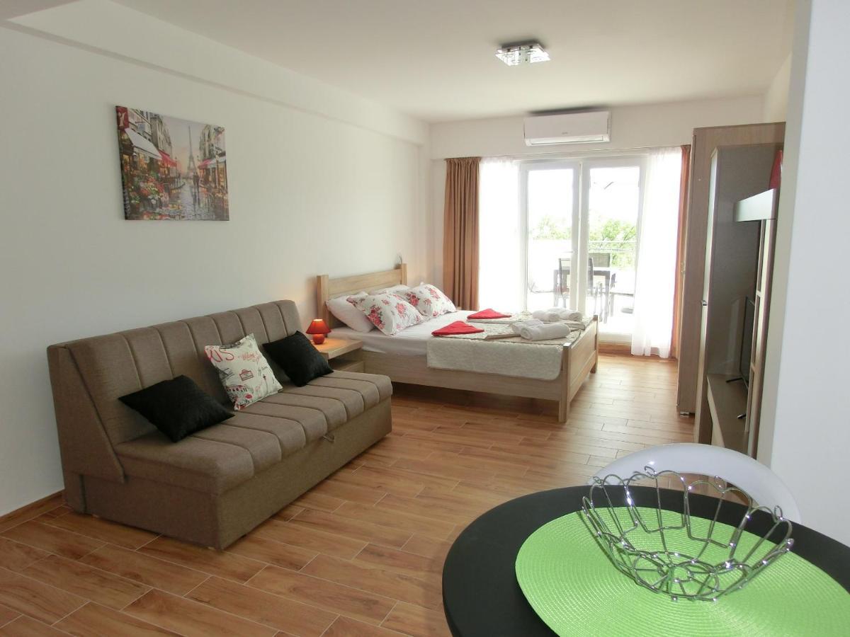 Villa Slovenika Budva Exteriör bild