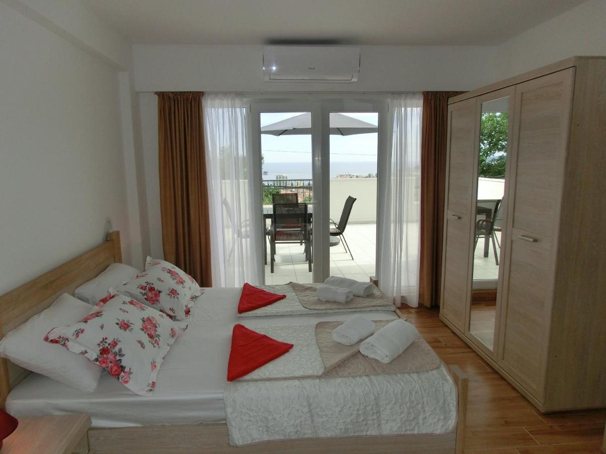 Villa Slovenika Budva Exteriör bild