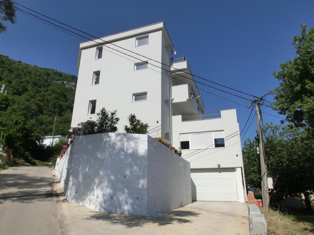Villa Slovenika Budva Exteriör bild